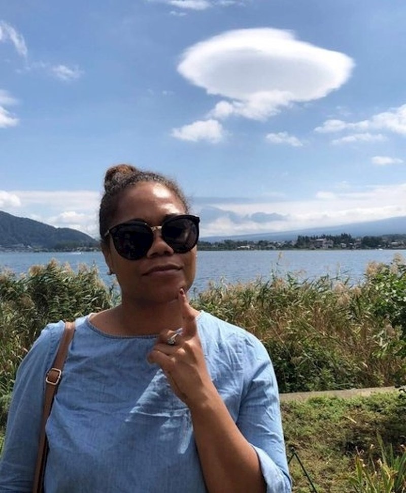 Zbog oblaka je na fotki izgledala kao zamišljena osoba u stripu.