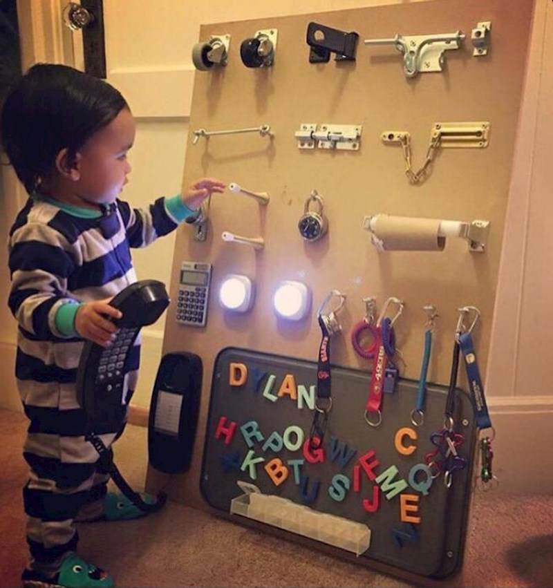 "Napravio sam ploču sa svim čudnim stvarčicama s kojima se inače voli igrati."