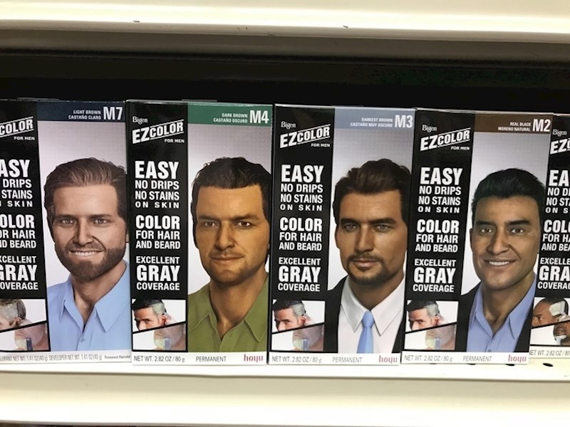 Jeste li ikad vidjeli pakete boje za kosu sa slikama likova iz Simsa?