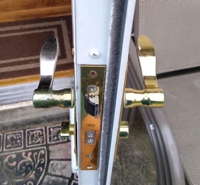 Pogledajte koliko se ova brava promijenila u nekoliko godina korištenja.