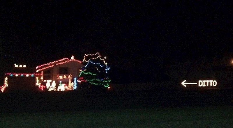 Susjed nije htio gubiti vrijeme na dekoriranje kuće...