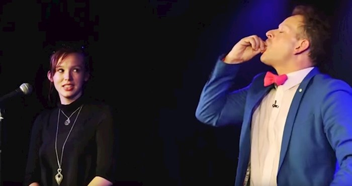 VIDEO Mađioničar je na svom nastupu iskoristio zanimljiv trik kako bi zaprosio svoju djevojku