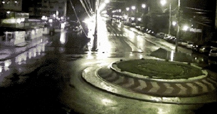 Došao je do kružnog toga i zanemario jednu bitnu stvar, evo što mu se dogodilo