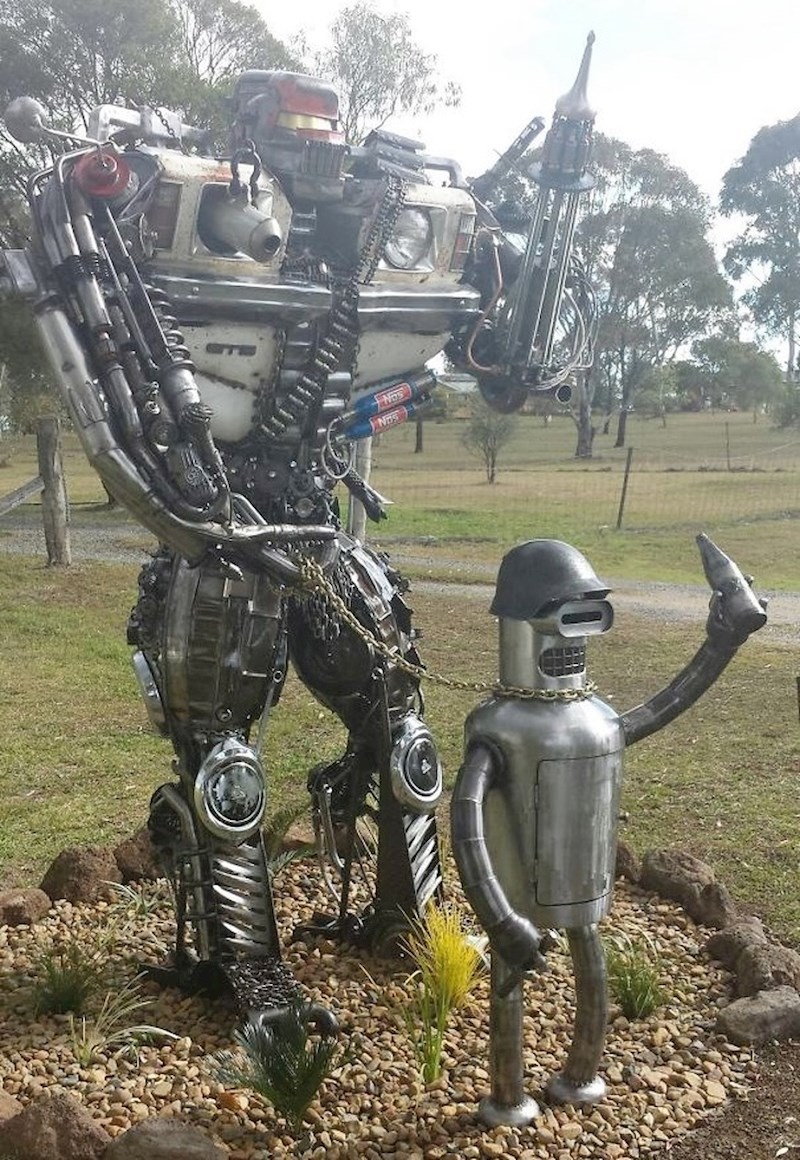 "Moj susjed je napravio novi poštanski sandučić."