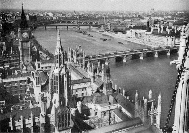 London - 1920. godine i 2012.