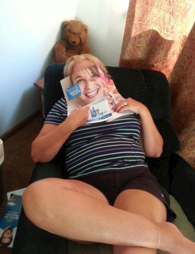 Isprobava novo lice...