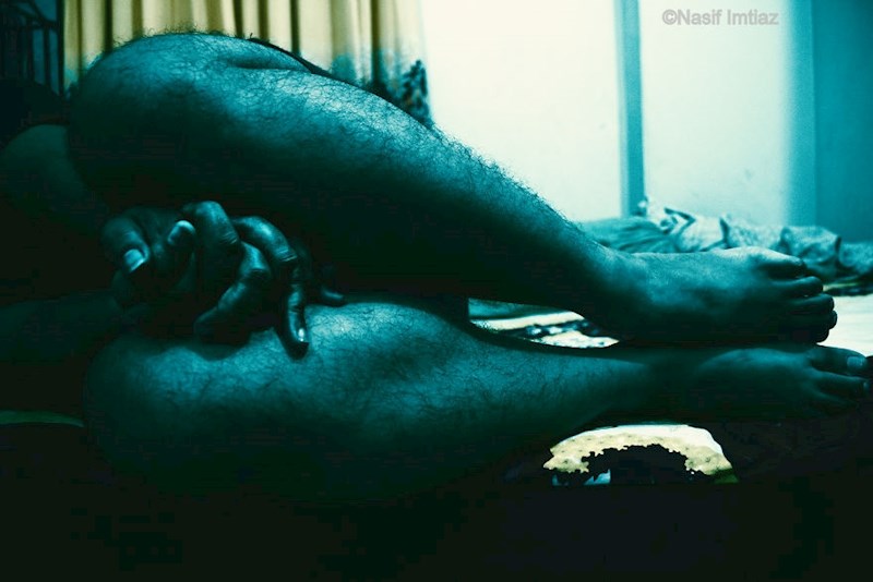 Ležanje, plakanje, samoća