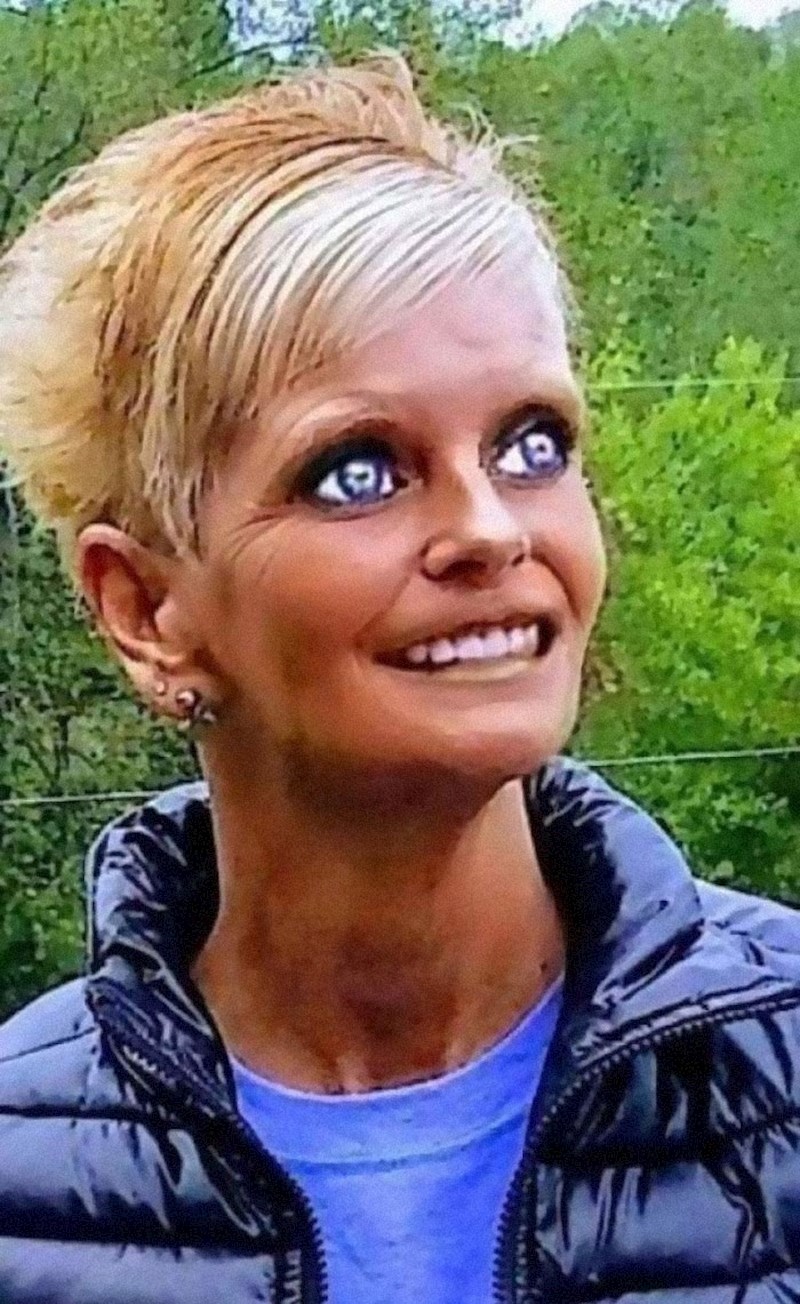 Ova žena tvrdi da ne fotošopira svoje slike. Blokira sve one koji u komentarima napišu suprotno.