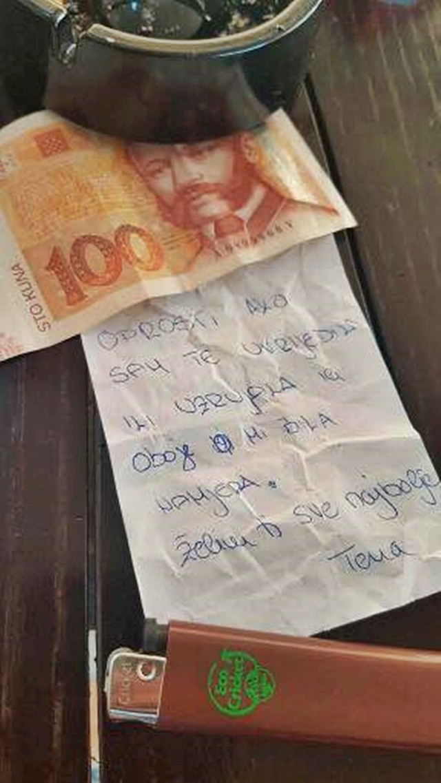 Uz poruku, čekalo ga je još jedno iznenađenje: