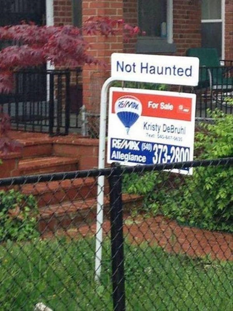 Ova kuća "nije ukleta". Ne, uopće ne izgleda sumnjivo.