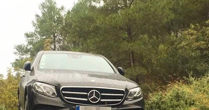 Vlasnik Mercedesa u problemima: Netko je slikao zbog čega će ovo pogrešno skretanje dugo pamtiti