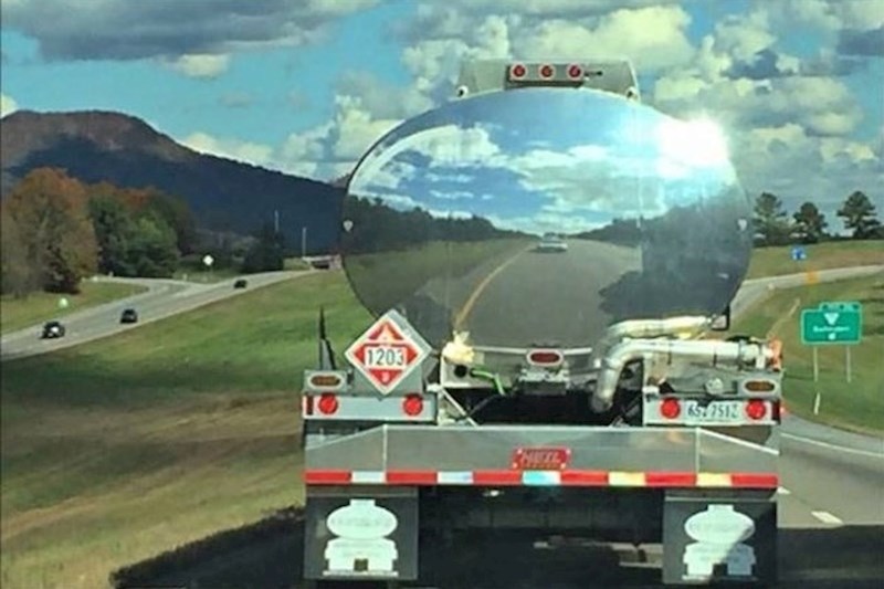 "Refleksija na ovoj cisterni savršeno se uklapa u panoramu."