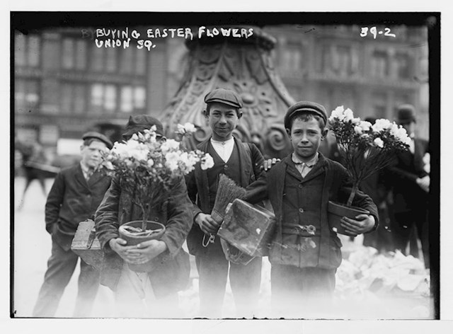 Dječaci s cvijećem, 1908