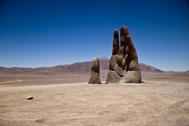 Ruka pustinje, Pustinja Atacama, Čile