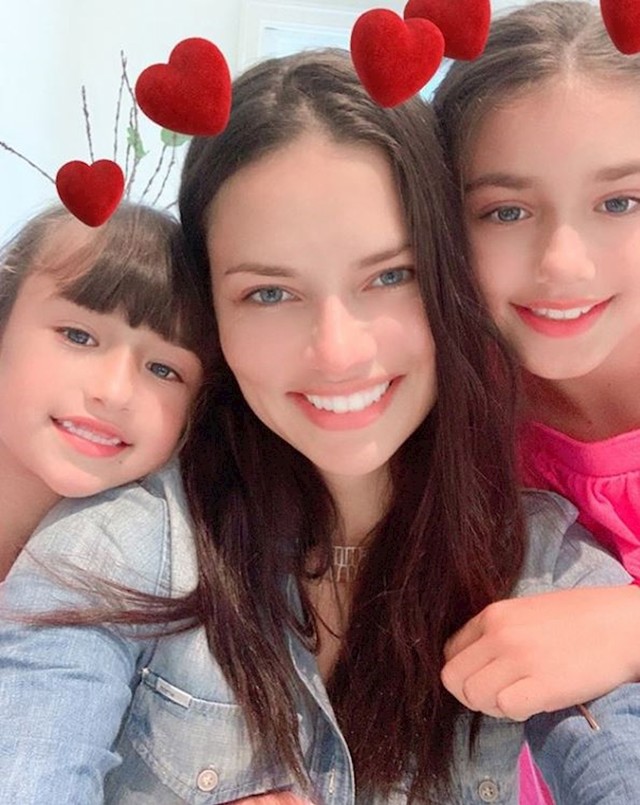 Adriana Lima i njena djeca