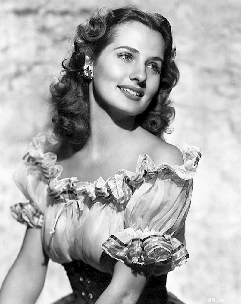 Brenda Marshall, 1942