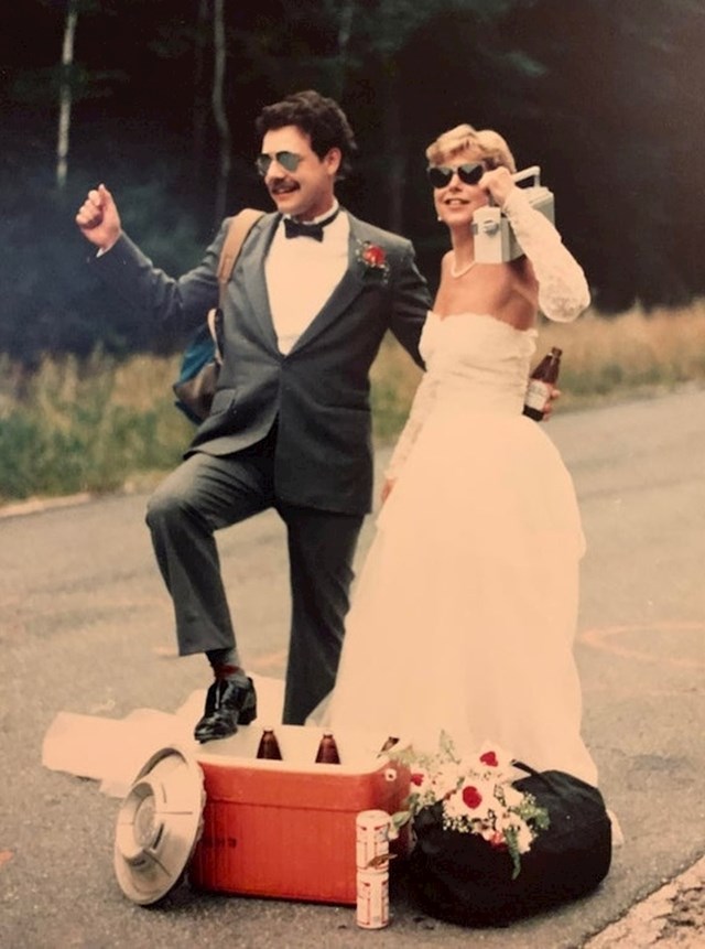“Moji roditelji na dan njihovog vjenčanja, 1985. godine.”