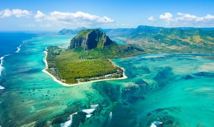10 tajnovitih otoka koji će vas začuditi svojim pričama