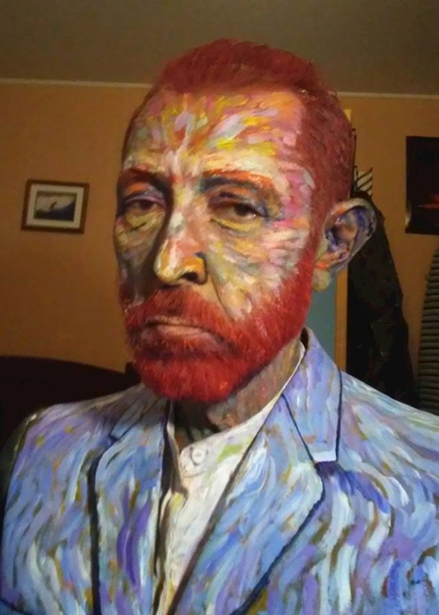 "Moj srednjoškolski profesor iz likovnog napravio je odličnu masku Van Gogha."
