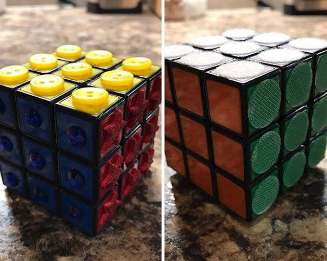Rubikova kocka za slijepe.
