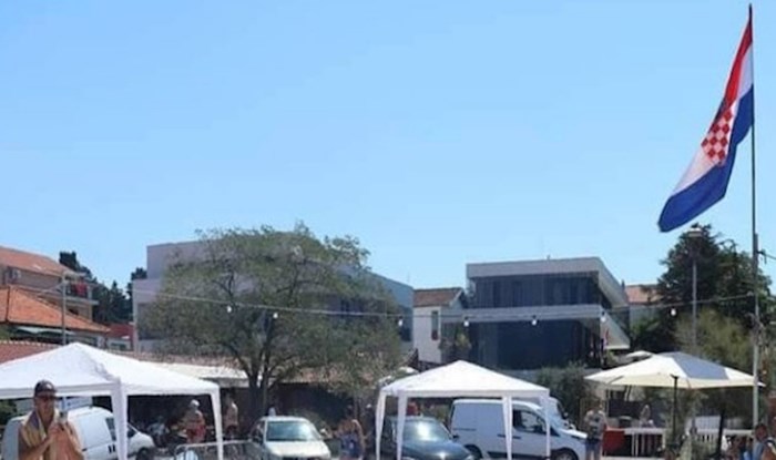 Društvenim mrežama kruži bizaran prizor s plaže u okolici Zadra, ovo je moguće samo kod nas