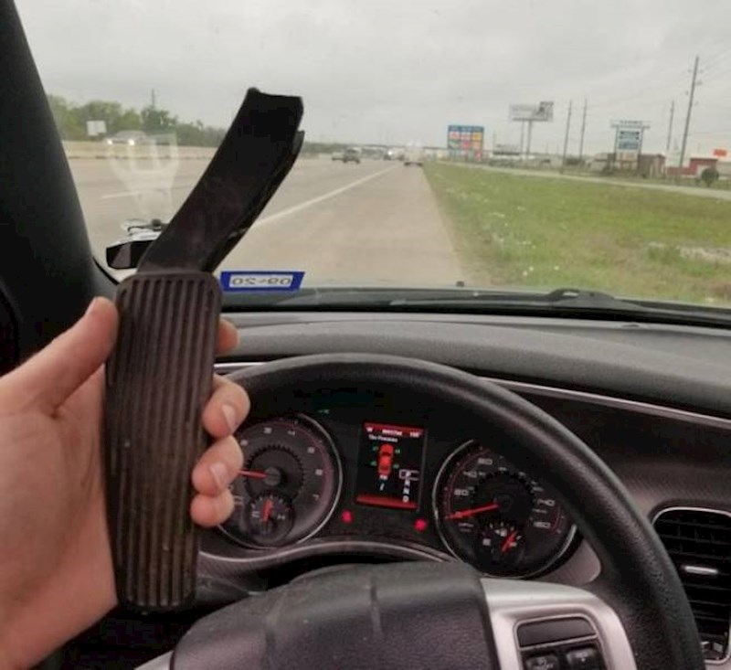 7. Ostao je bez gasa