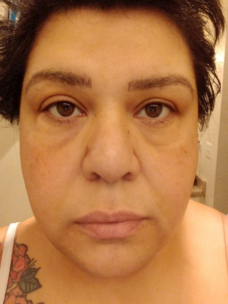 ...kao i za ove katastrofalne trajne obrve