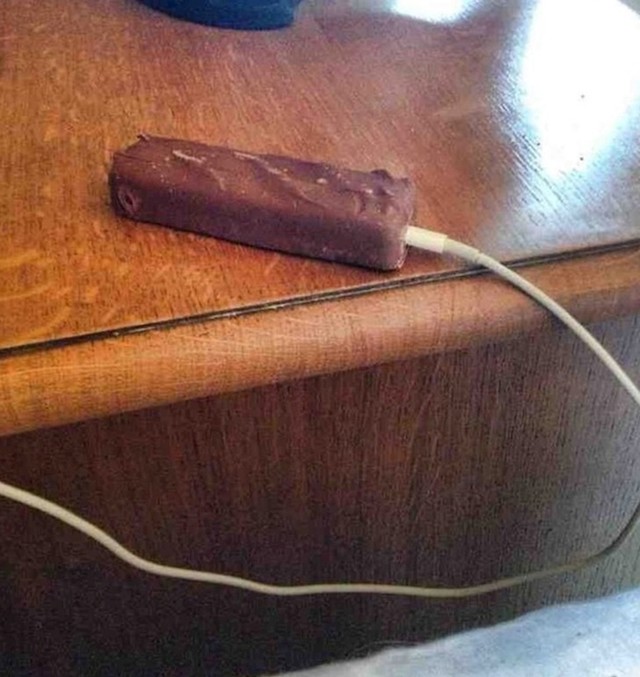 #21 "Ups, to nije moj mobitel..."