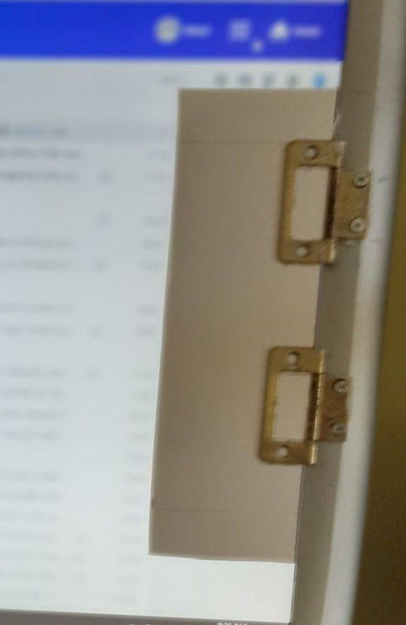 3. "Ovako moja teta skriva reklame na internetu sa zaslona."