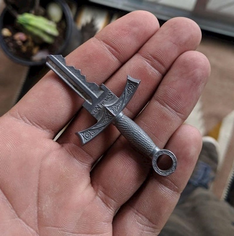 16. Ono kad se želite osjećati kao Viking, ali ne možete baš hodati naokolo s pravim mačem. Ovo je dobar kompromis.🤣