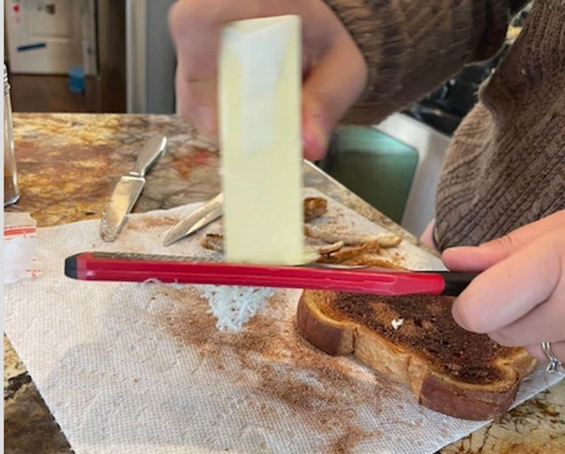 9. Ribež za sir možete iskoristiti i za maslac!
