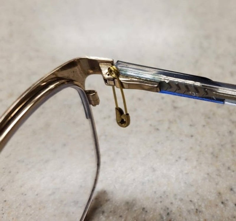 5. I ziherica može popraviti naočale, barem za prvu ruku