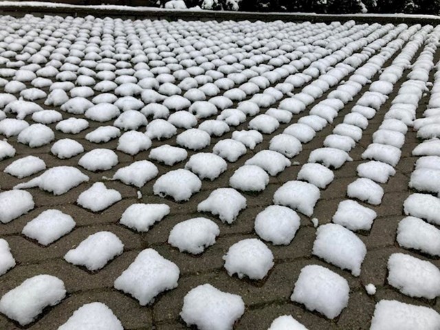 9. Snijeg koji se topi na nevjerojatan način