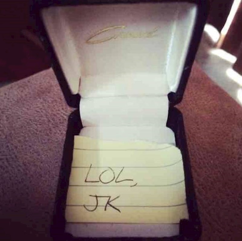 14. Prvoaprilska fora koju je prodao curi