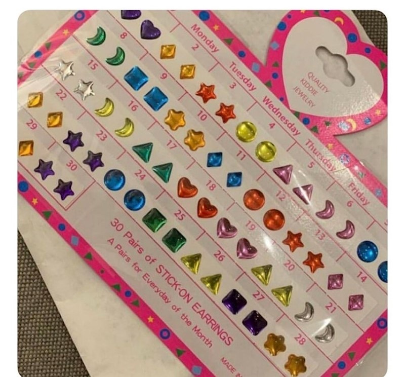 31. Ovakve naljepnice.