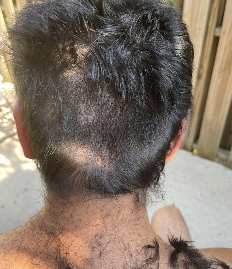 6. Zamolio sam suprugu da me ošiša!