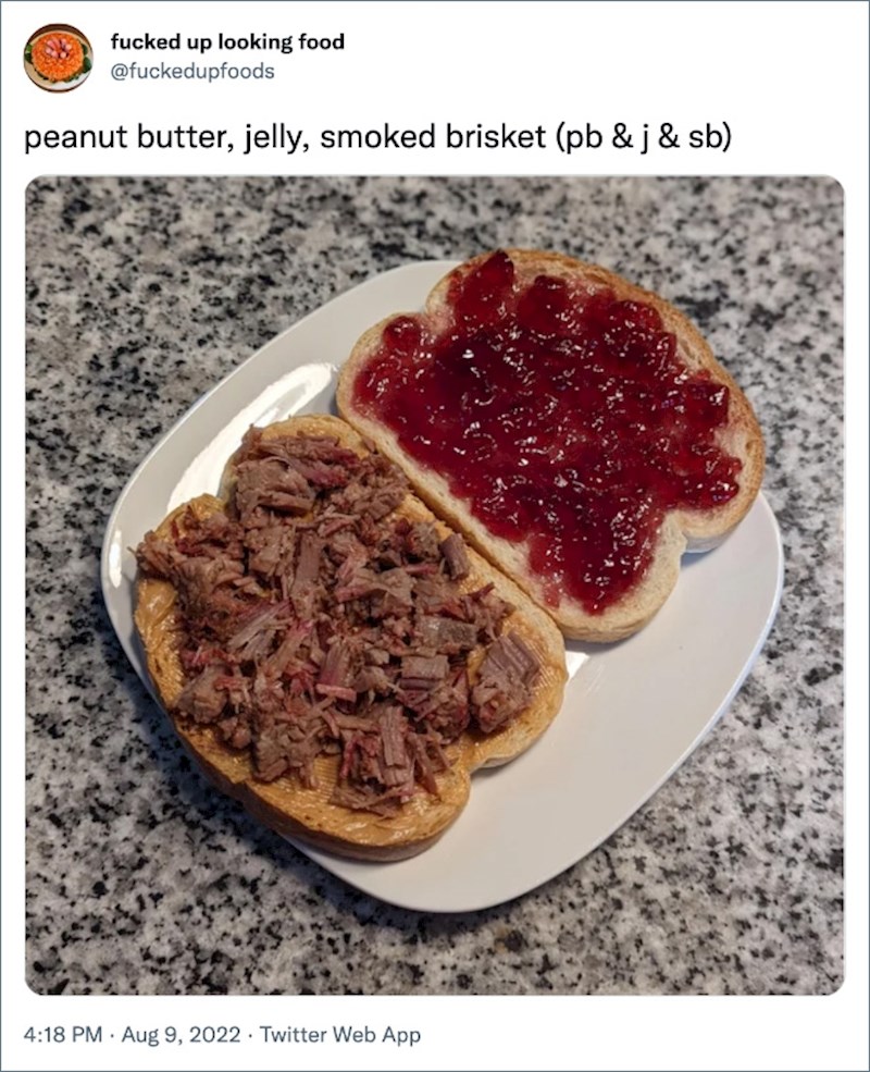 15. Kikiriki maslac, džem i dimljena prsa