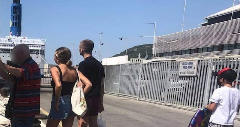 Snalažljivi Dalmatinac oduševio je tisuće zbog onoga što je napravio da osigura malo hlada u luci