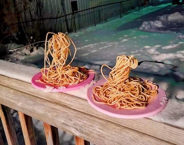 11. Zamrznuti špageti za dvoje, baš romantično