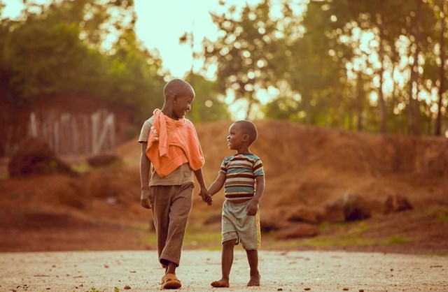 #28 "On je moj najbolji prijatelj"; Kakamega, Kenija