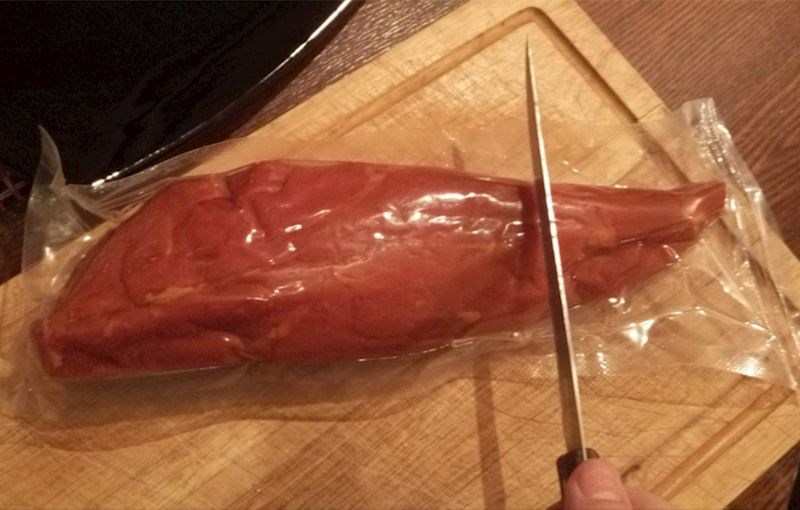 3. Moj tata otkrio je super metodu rezanja carpaccia - u plastici.