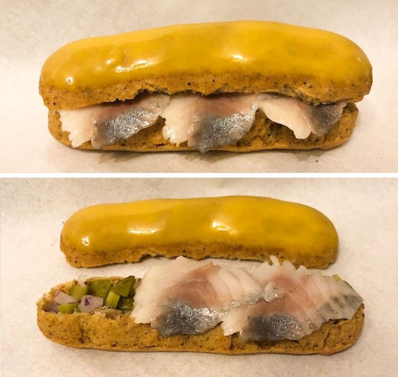 "Ovo je haringa s lukom, kiselim krastavcima, senfom i medom."