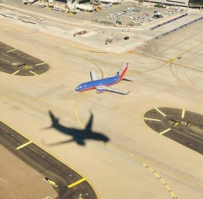 4. Što se ovdje događa?🧐