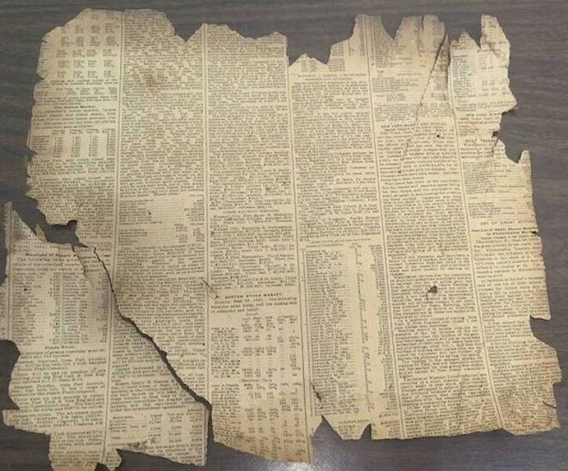 5. Čistio je skladište na poslu i pronašao novine iz 1893. godine