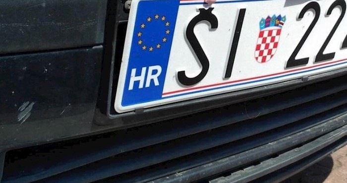 Morate vidjeti što je Dalmatinac iskoristio da pričvrsti rasklimanu registracijsku tablu, ovo je hit