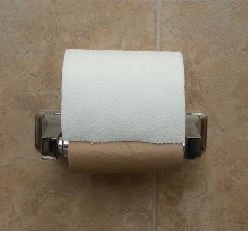 13. Došlo mi je da ponudim ostavku kad sam vidjela ovo u wc-u...