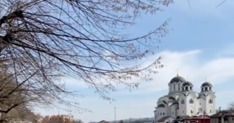 Društvenim mrežama proširila se bizarna snimka iz Srbije, morate vidjeti što izvodi vozač kamiona