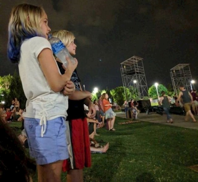 Ovo im je prvi koncert, a ujedno i prvi spoj.