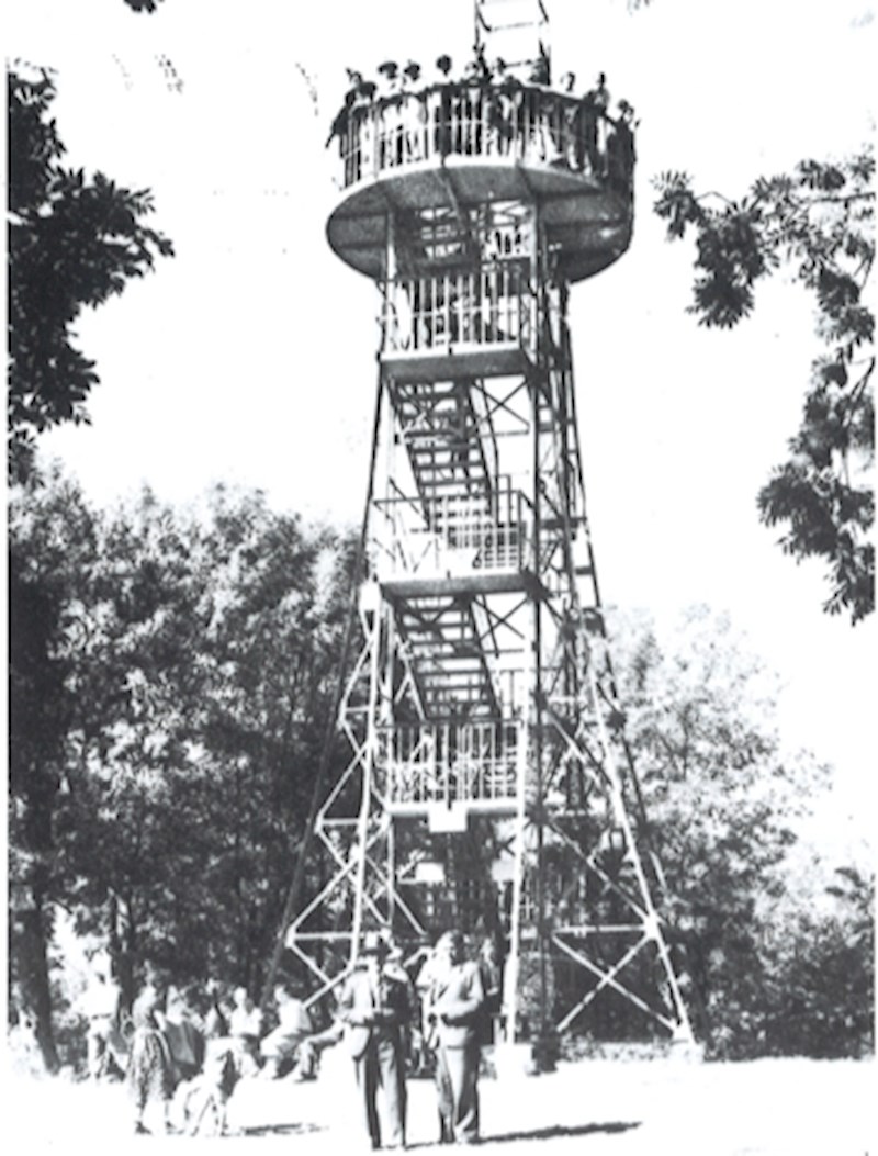 14. Na mjestu današnjeg televizijskog tornja bio je vidikovac, popularno nazvan Sljemenska piramida.