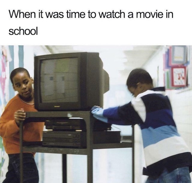 6. Svaki put kad bi se gledao film u školi, netko bi trebao raditi ovo